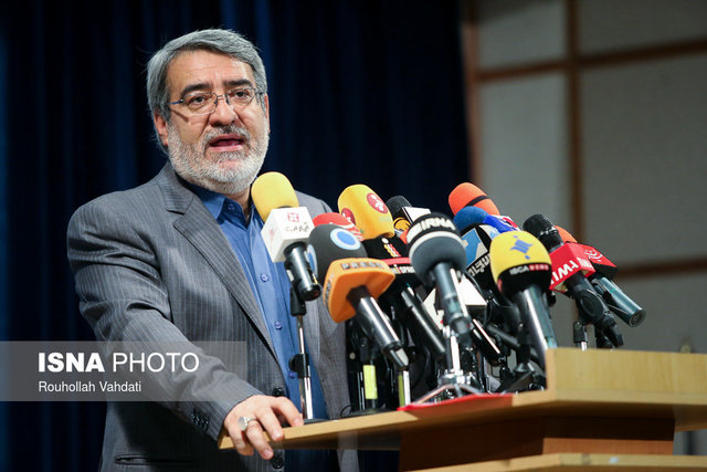 رحمانی فضلی: کشور از فعالیت احزاب ضرر نمی‌کند