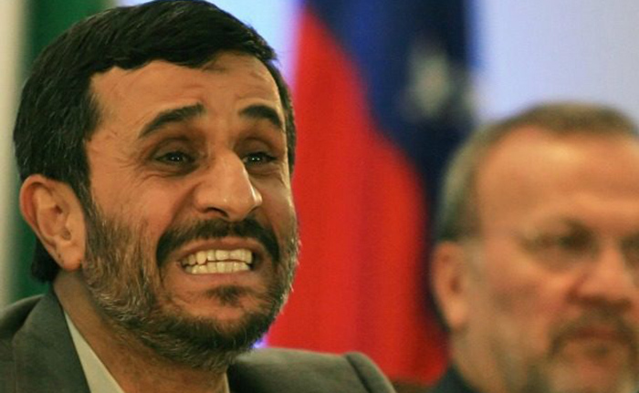 آقای احمدی نژاد! هر وقت با صدای بلند گفتید «من و دولتم عامل این تباهی‌ها بوده‌ایم»، می‌توانید از اصلاحات سخن بگویید .