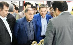دیدار مدیر عامل شرکت ملی حفاری با جمعی ازتولید کنندگان داخلی در دومین روز کاری دهمین نمایشگاه ساخت تجهیزات صنعت نفت و حفاری خوزستان