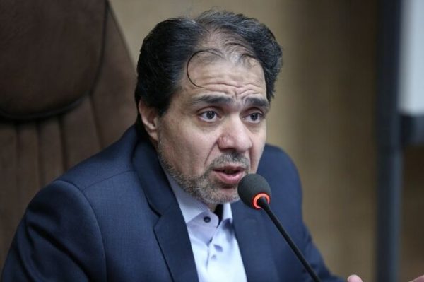 مدیرعامل سازمان بیمه سلامت: نحوه دریافت بیمه سلامت /افراد فاقد پوشش بیمه‌ درمانی، به دفاتر پیشخوان مراجعه کنند