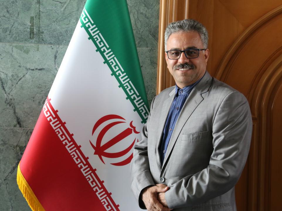 مدیر ارشد نفتی برای انتخابات مجلس از رامهرمز ثبت نام می کند