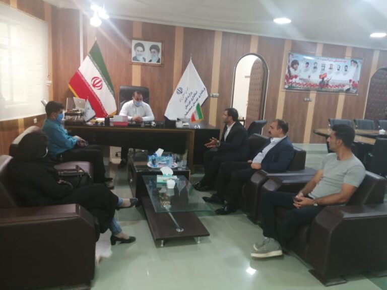 نشست سرمایه گذاران شرکت “فَست”با فرماندار مسجدسلیمان برای حل مشکلات و موانع موجود